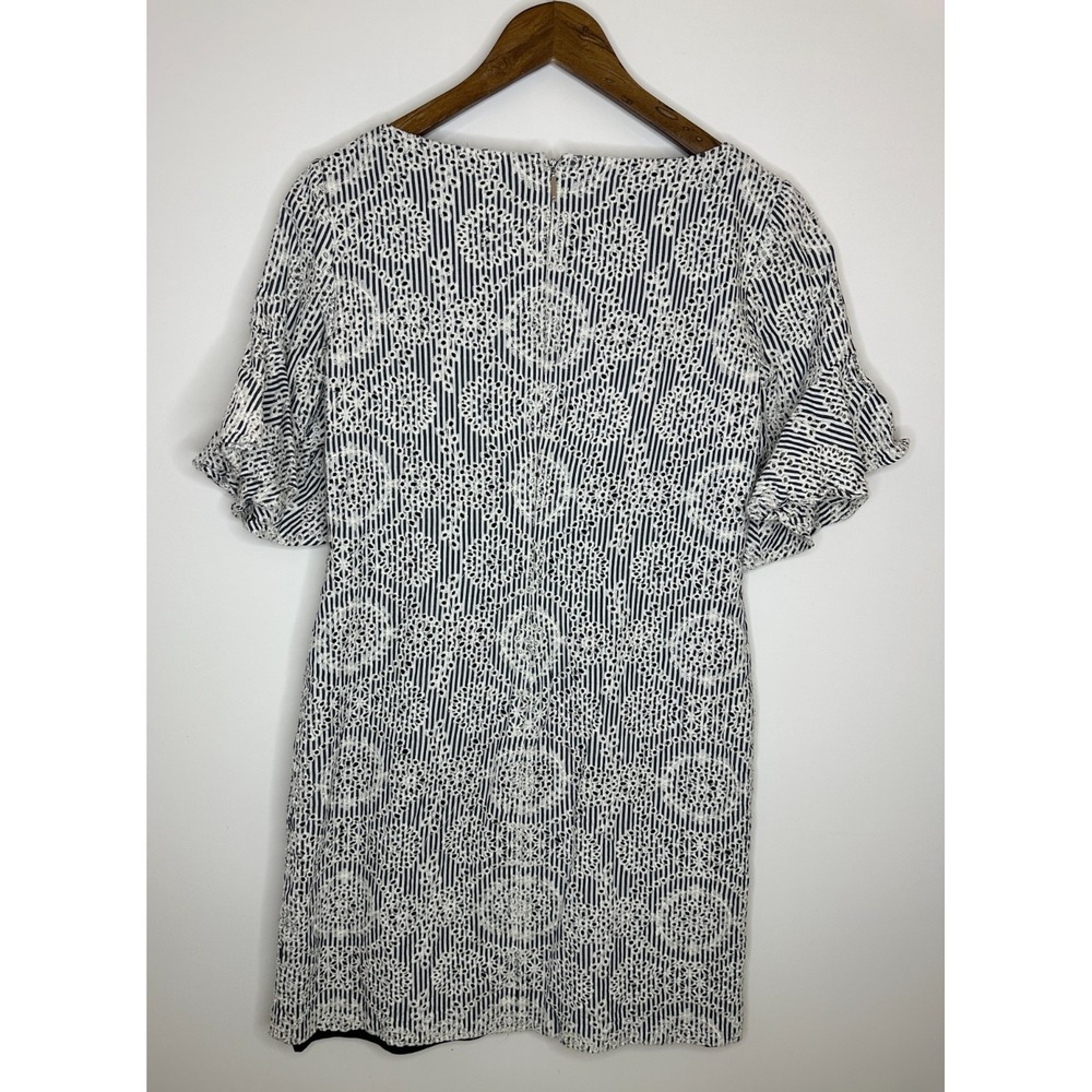 Lauren Ralph Lauren Embroidered Cotton Eyelet Bell Sleeve Sheath Dress Size 4 - Picture 8 of 14